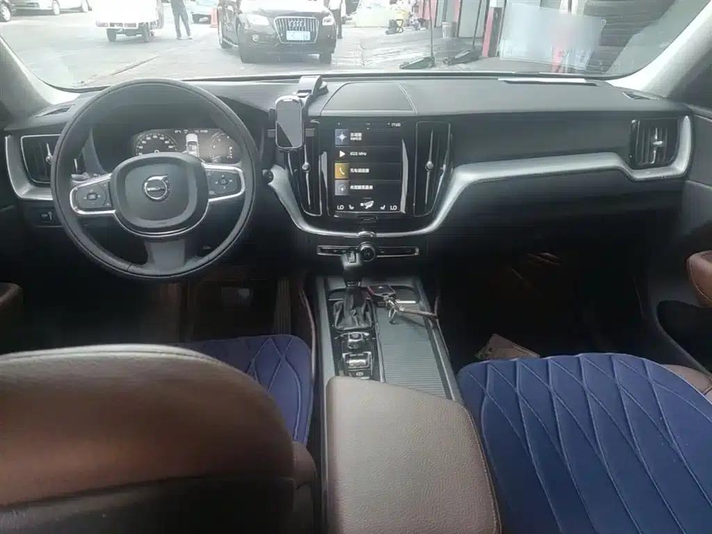 Volvo XC60 2019 T5 AWD Smart Edition (National V Emission Standard) — миниатюра 10