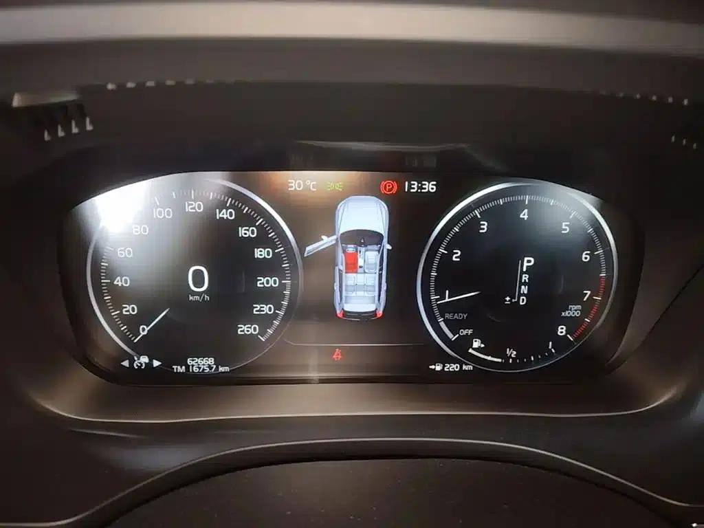 2019 Volvo XC60 T5 AWD Inscription Luxury Edition (China V Emission Standard) — миниатюра 12