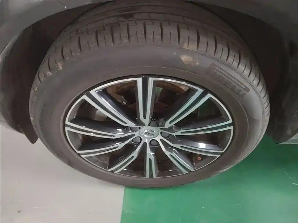 2019 Volvo XC60 T5 AWD Inscription Luxury Edition (China V Emission Standard) — миниатюра 23