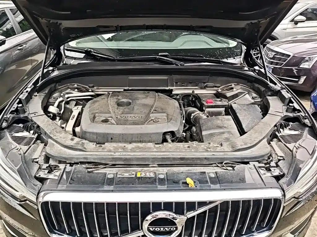 2020 Volvo XC60 T5 AWD Inscription Luxury Edition — миниатюра 20