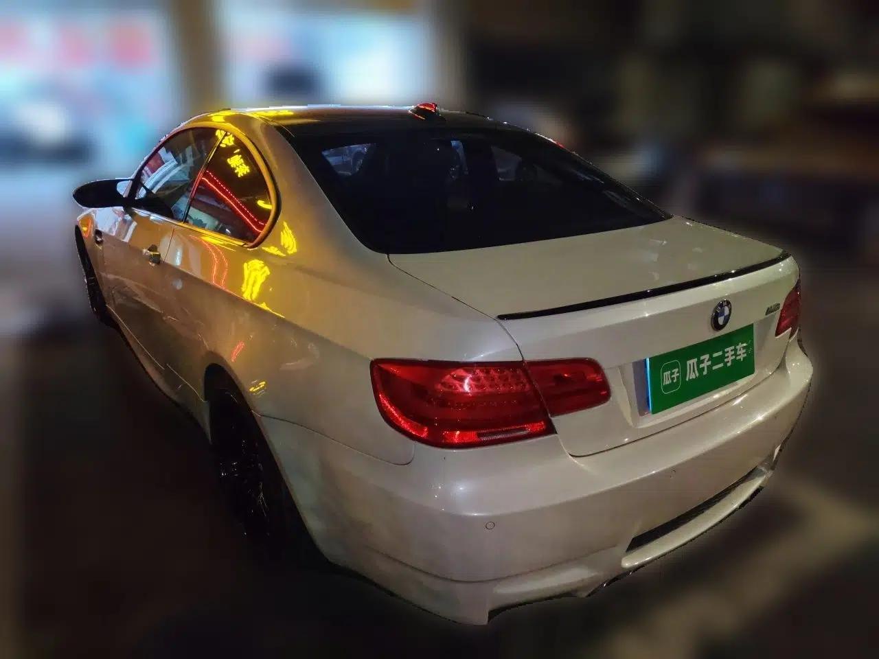 BMW M3 2011 M3 Coupe Carbon Fiber Roof Edition — миниатюра 4