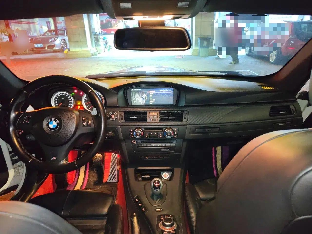 BMW M3 2011 M3 Coupe Carbon Fiber Roof Edition — миниатюра 10