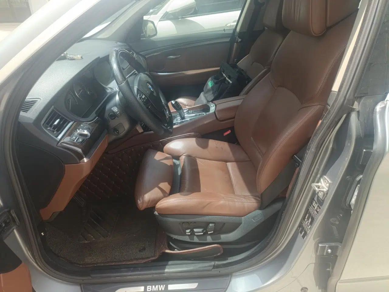 BMW 5 Series GT 2010 535i Leading Model — миниатюра 16