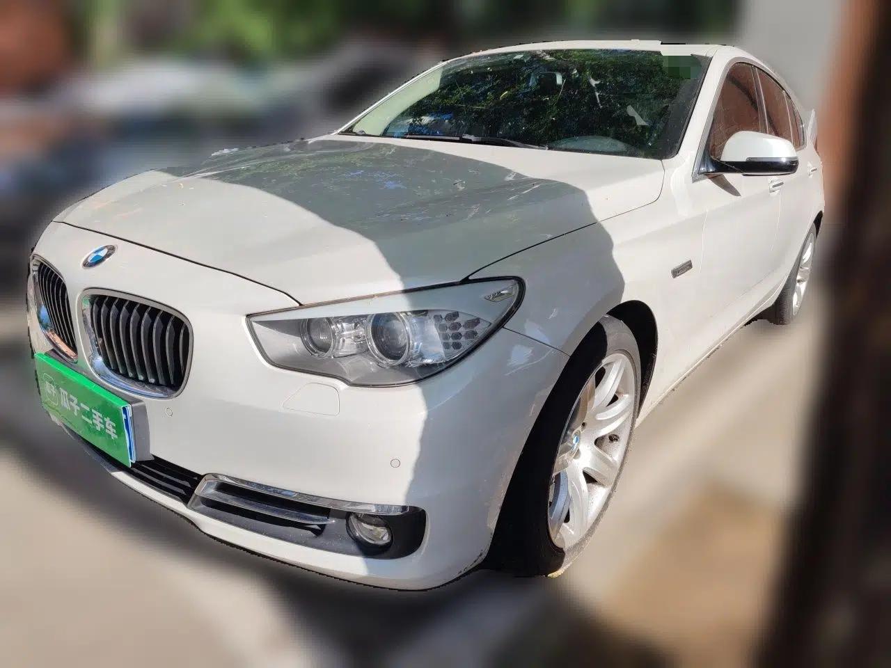 BMW 5 Series GT 2015 528i Luxury Edition — миниатюра 1