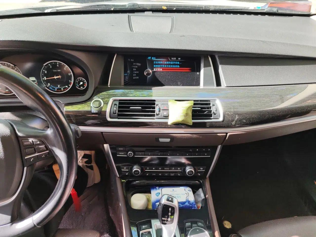 BMW 5 Series GT 2015 528i Luxury Edition — миниатюра 14