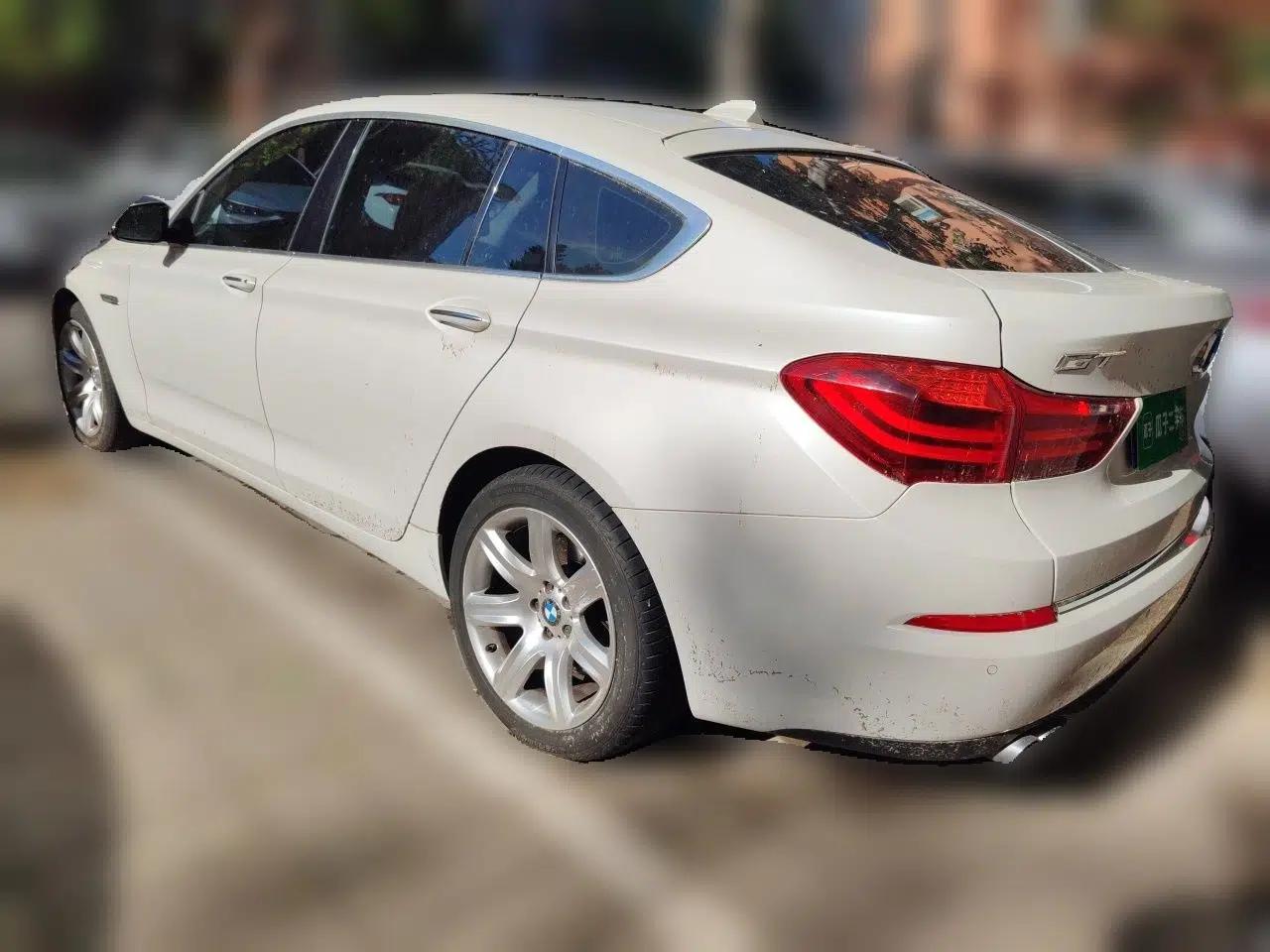 BMW 5 Series GT 2015 528i Luxury Edition — миниатюра 4