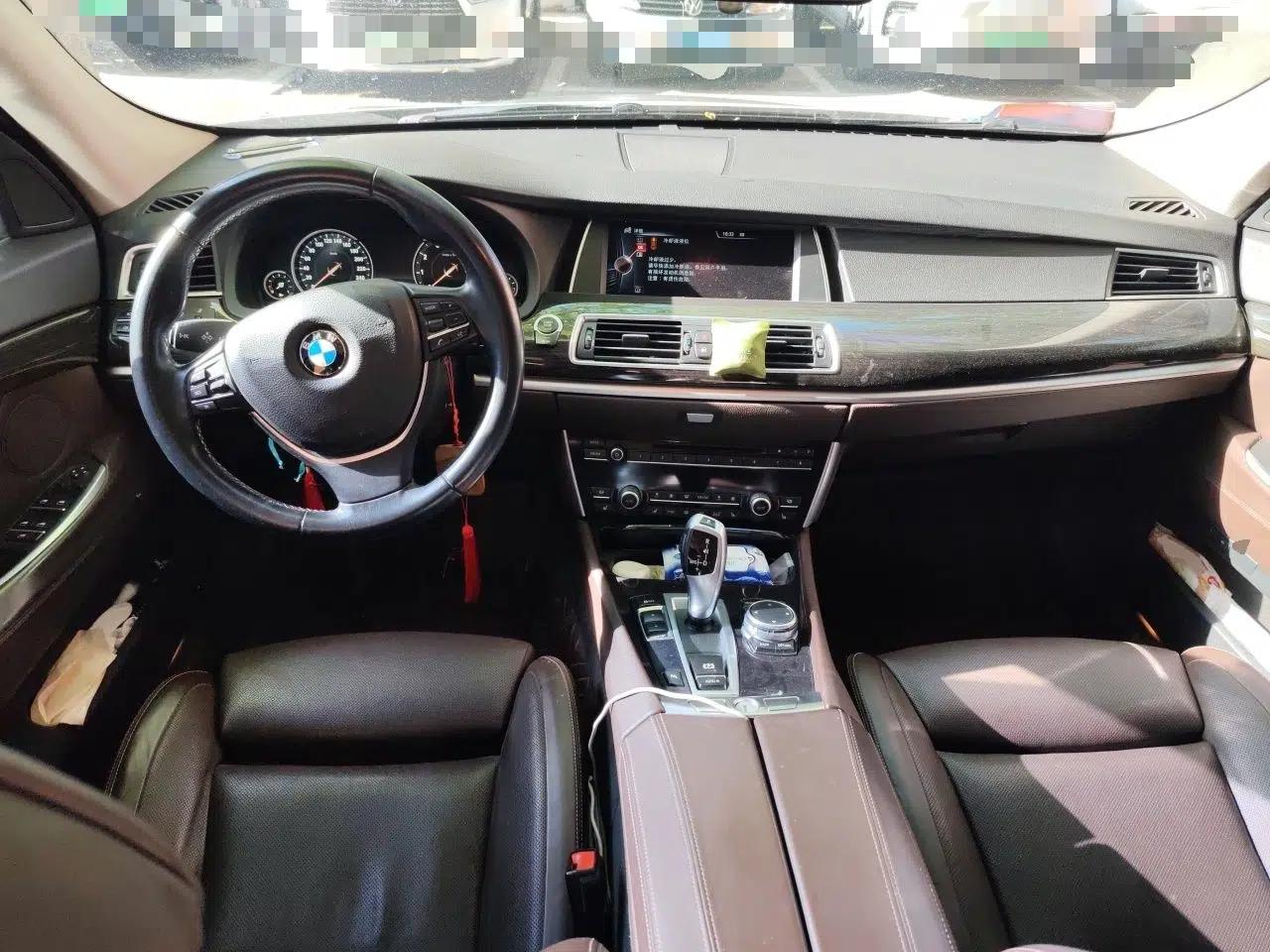 BMW 5 Series GT 2015 528i Luxury Edition — миниатюра 10