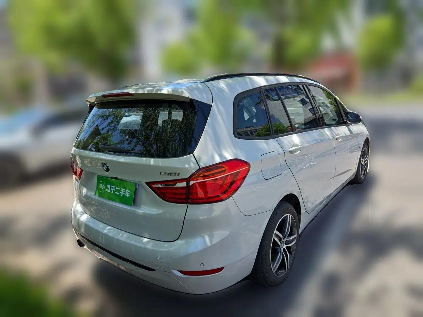 BMW 2 Series Gran Tourer 2015 218i Sports Design Package — миниатюра 6
