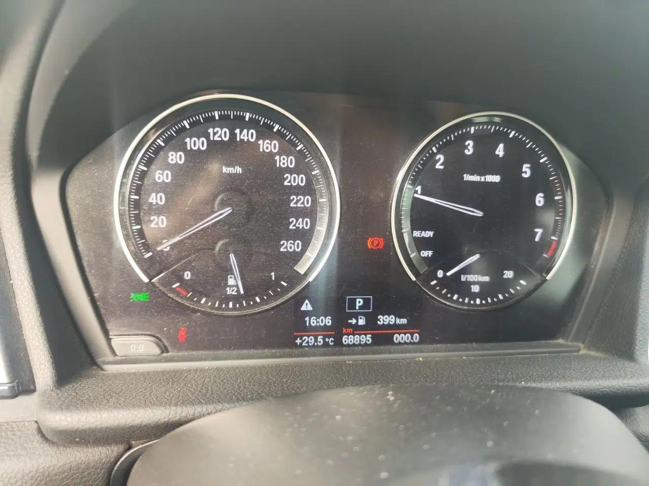 BMW 2 Series Gran Tourer 2018 220i Leading Model — миниатюра 12