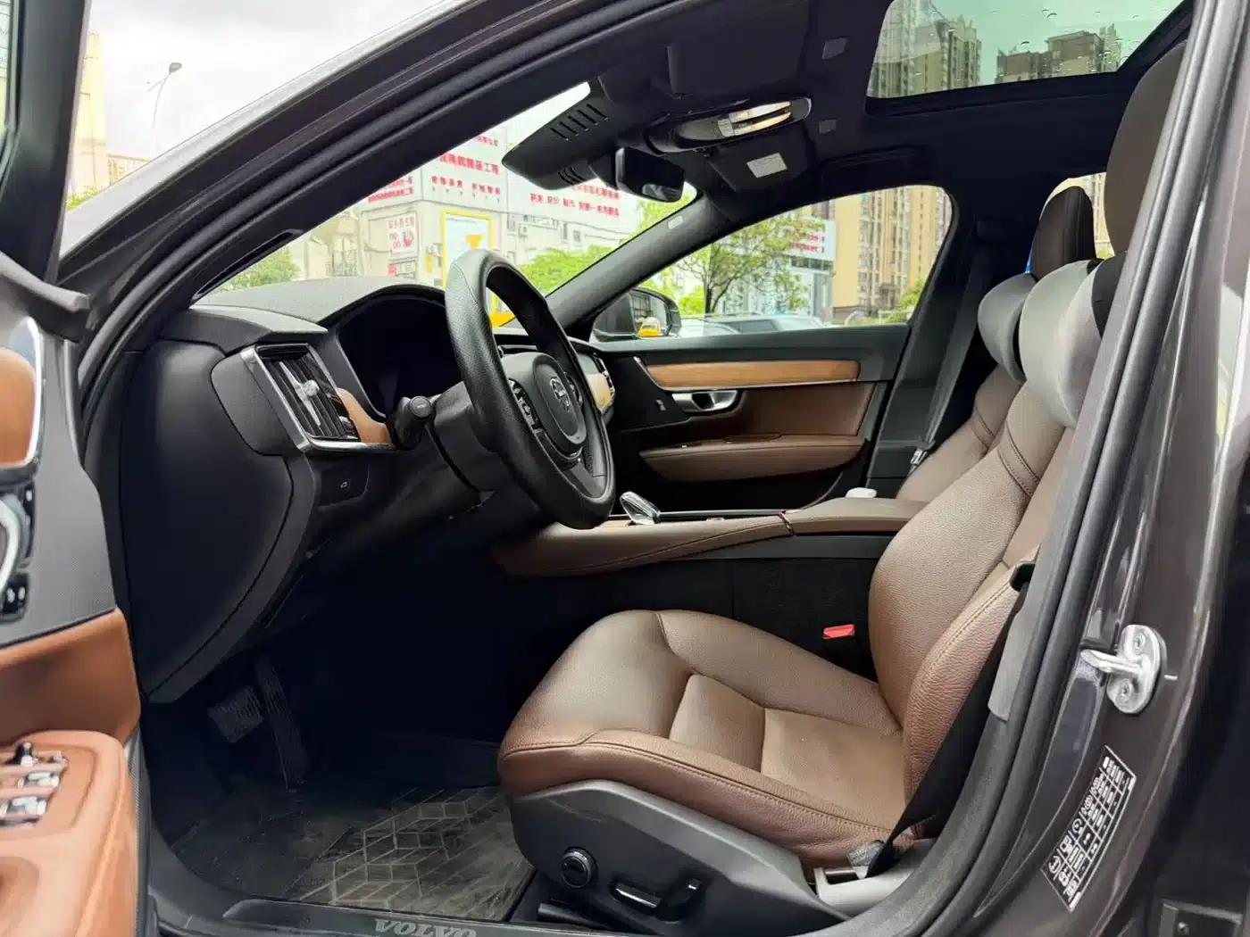 2024 Volvo S90 B5 Smart Luxury Edition — миниатюра 6