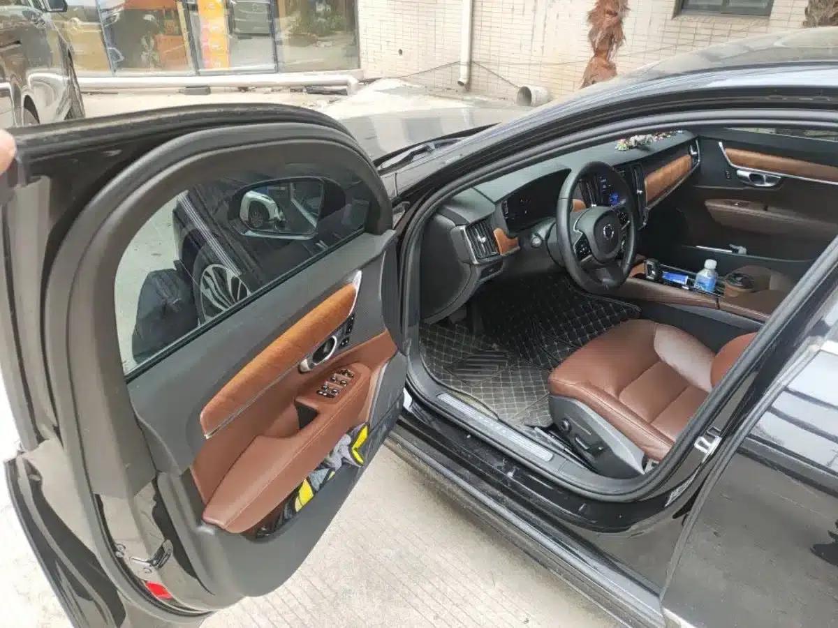 2024 Volvo S90 B5 Smart Luxury Edition — миниатюра 4