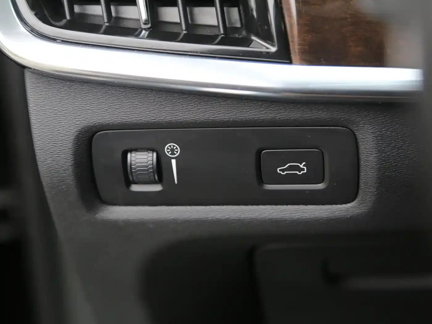 2018 Volvo S90 T5 Smart Edition — миниатюра 14