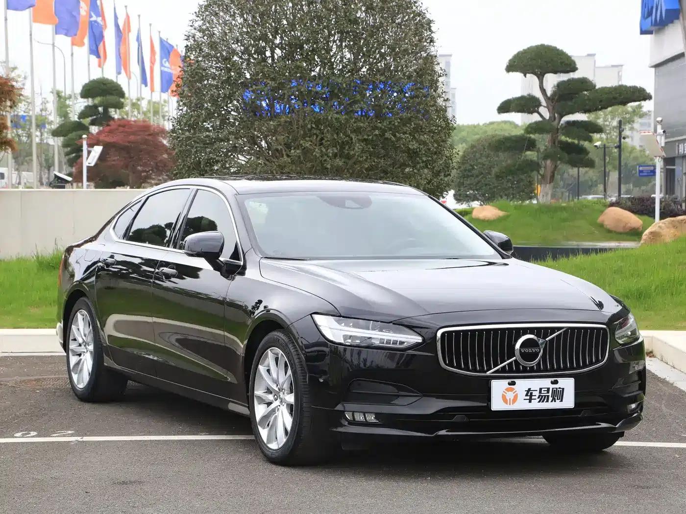 2018 Volvo S90 T5 Smart Edition — миниатюра 3