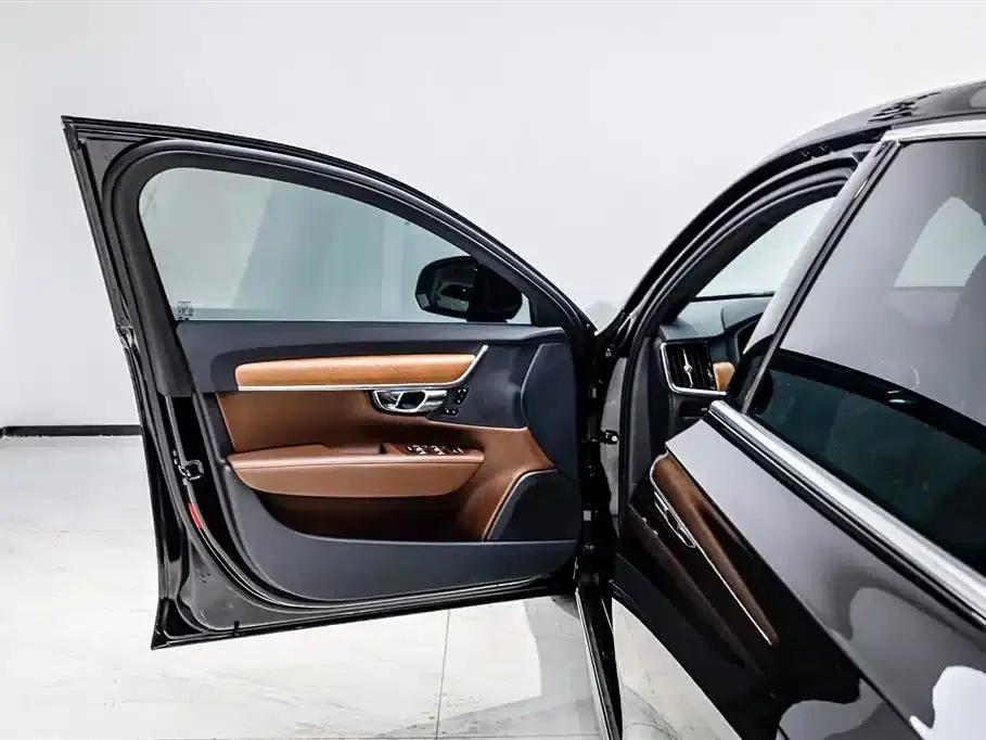 2024 Volvo S90 B5 Smart Luxury Edition — миниатюра 27