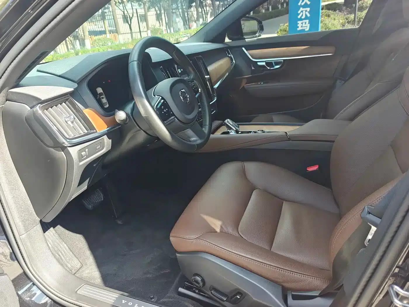 2022 Volvo S90 B5 Smart Luxury Edition — миниатюра 5