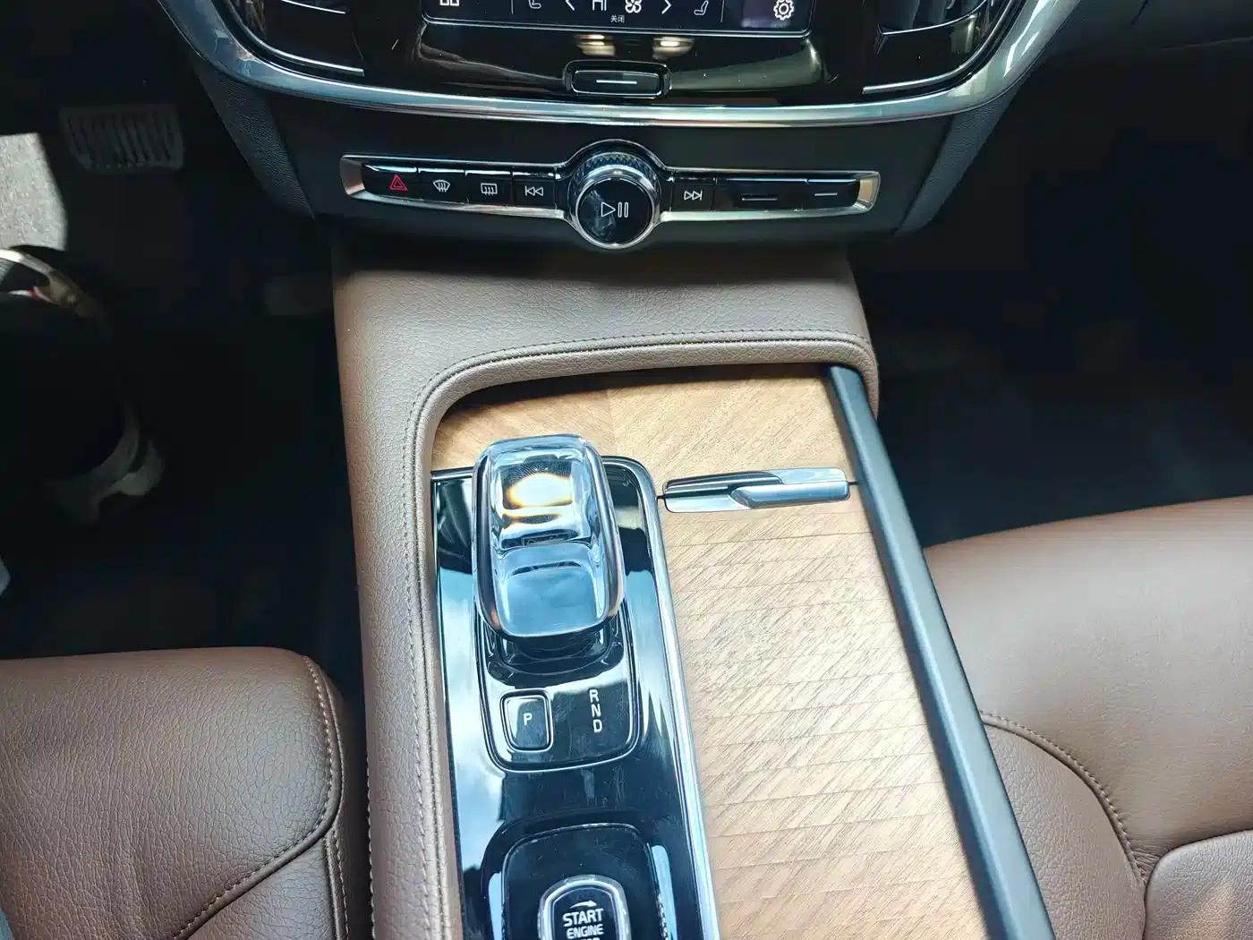 2022 Volvo S90 B5 Smart Luxury Edition — миниатюра 7