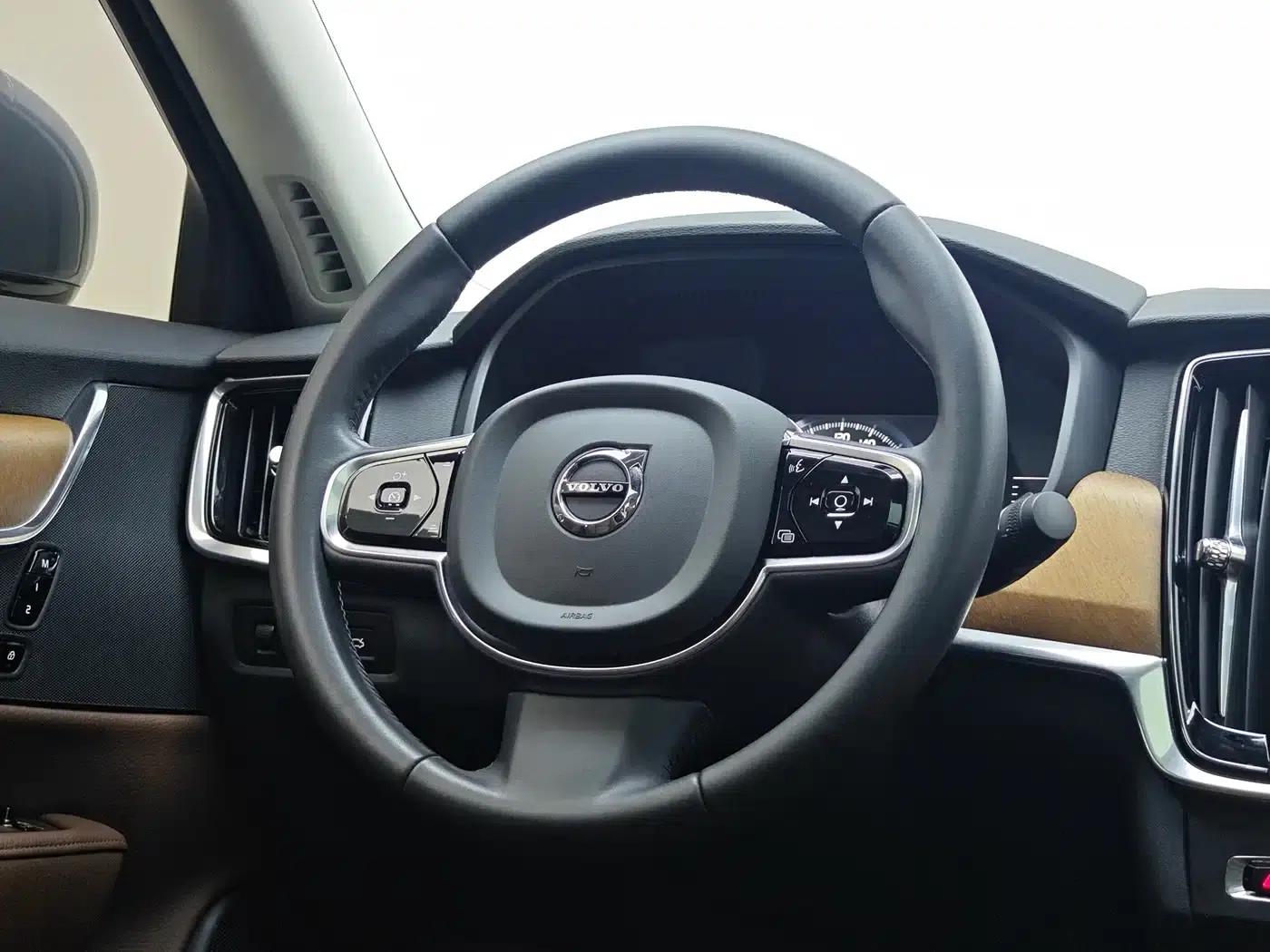 2019 Volvo S90 T5 Smart Edition — миниатюра 15