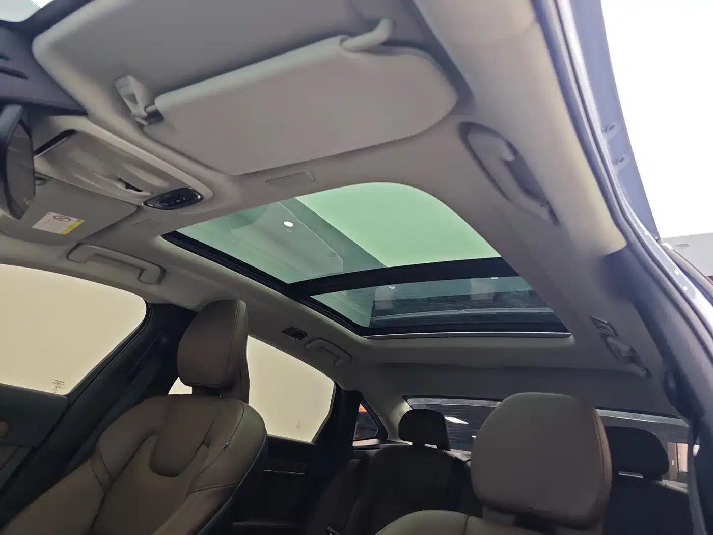 2019 Volvo S90 T5 Smart Edition — миниатюра 16