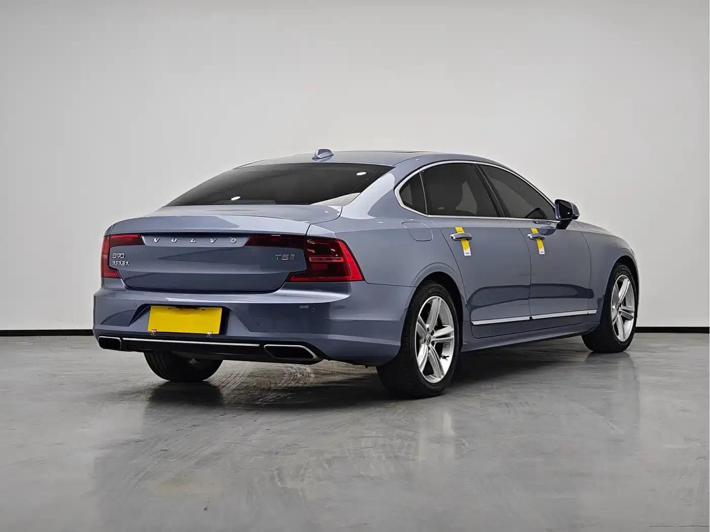 2019 Volvo S90 T5 Smart Edition — миниатюра 4