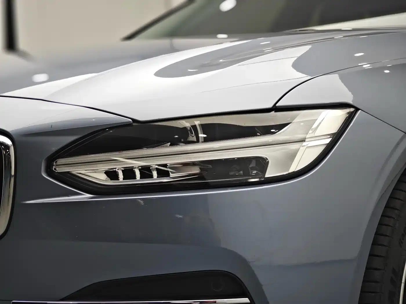 2019 Volvo S90 T5 Smart Edition — миниатюра 10
