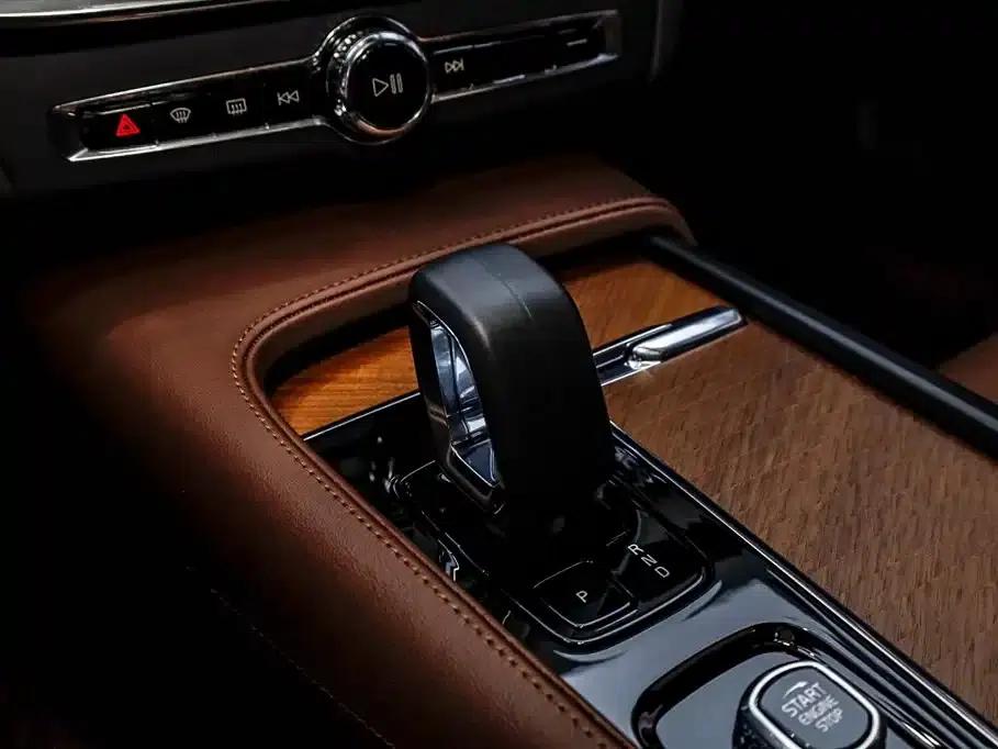 2024 Volvo S90 B5 Smart Luxury Edition — миниатюра 29