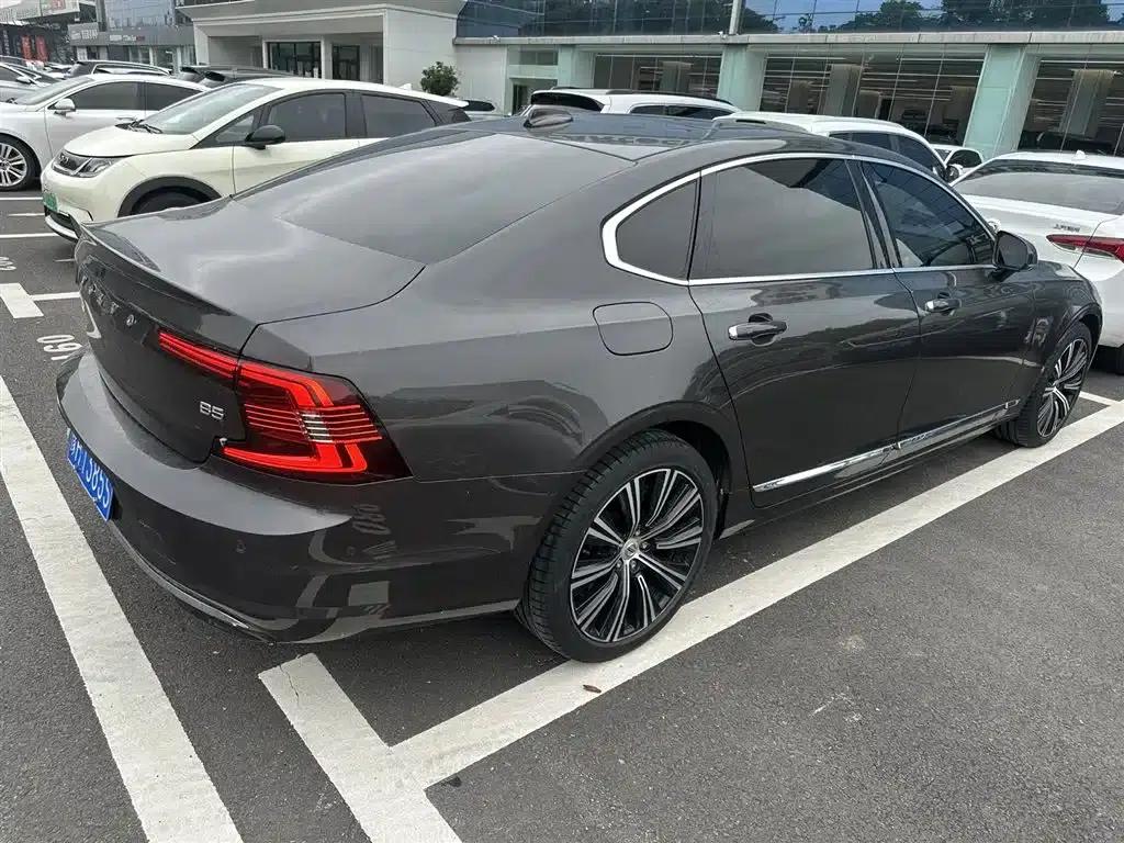 2023 Volvo S90 B5 Smart Luxury Edition — миниатюра 2