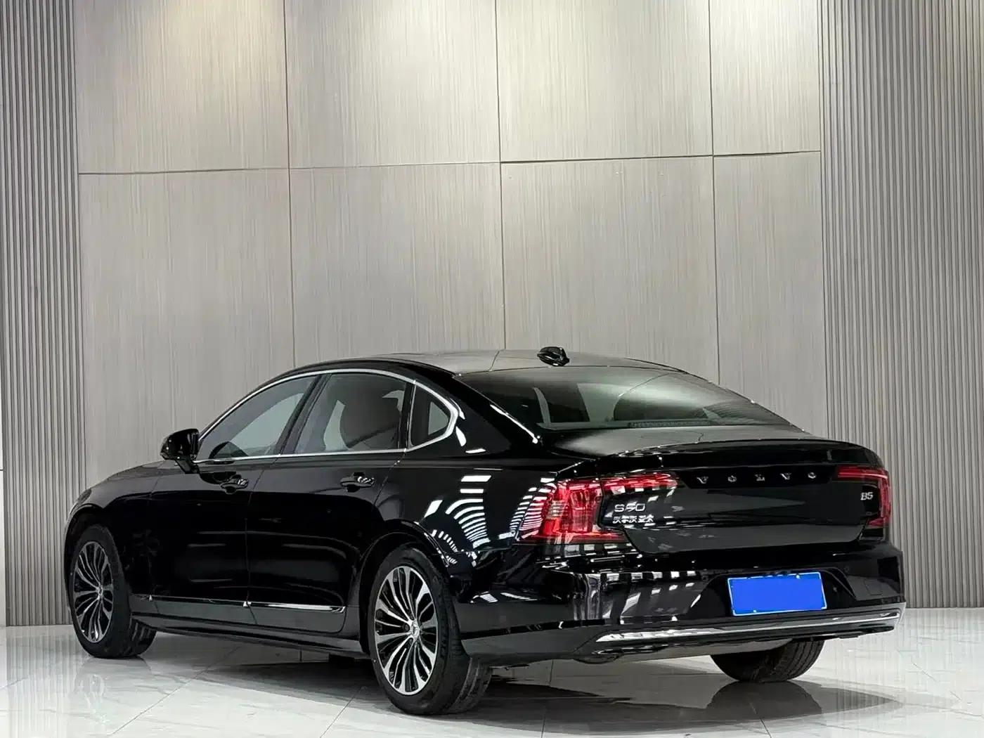 2024 Volvo S90 B5 Smart Luxury Edition — миниатюра 4