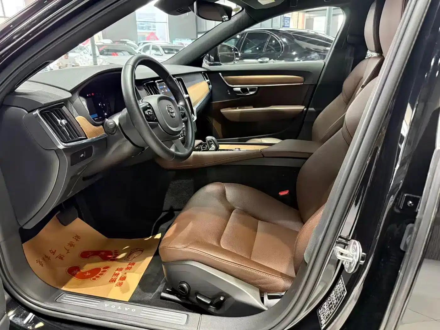 2024 Volvo S90 B5 Smart Luxury Edition — миниатюра 7