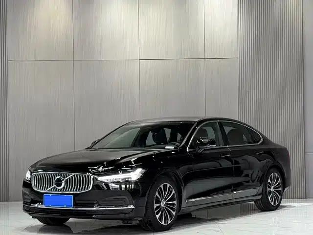 2024 Volvo S90 B5 Smart Luxury Edition