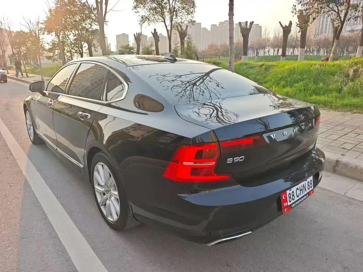 2020 Volvo S90 T5 Inscription Luxury Edition — миниатюра 7
