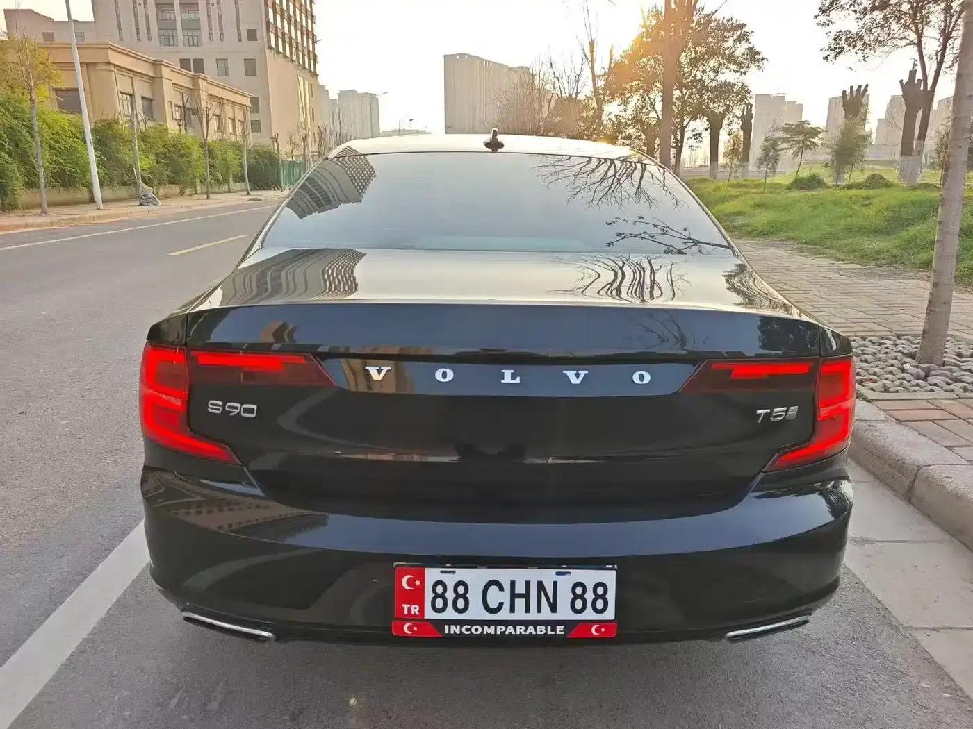 2020 Volvo S90 T5 Inscription Luxury Edition — миниатюра 8