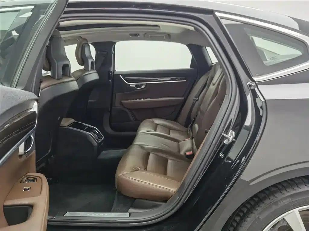 2017 Volvo S90 T5 Smart Edition — миниатюра 15