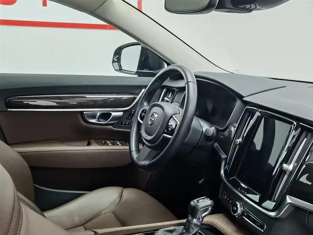 2017 Volvo S90 T5 Smart Edition — миниатюра 22