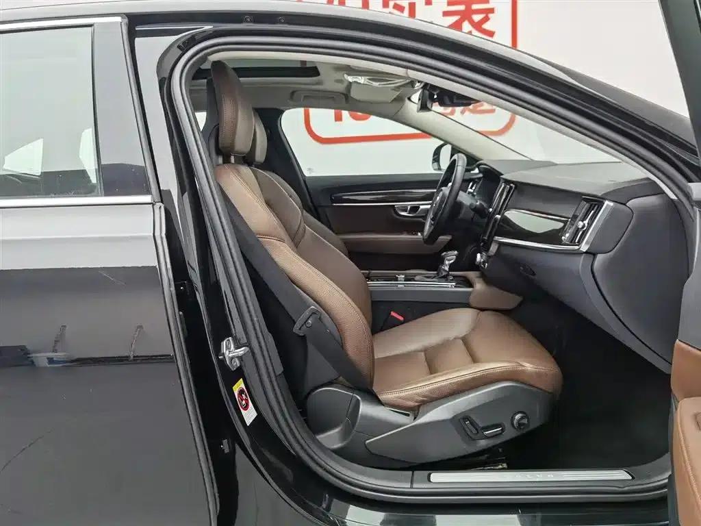 2017 Volvo S90 T5 Smart Edition — миниатюра 23