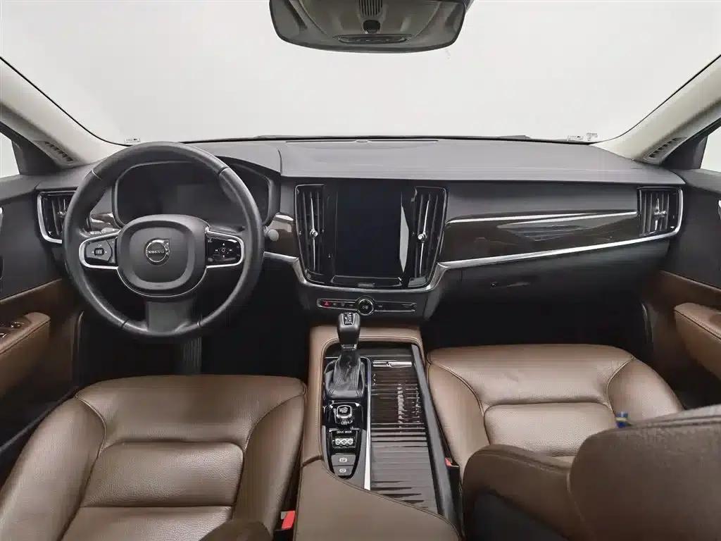 2017 Volvo S90 T5 Smart Edition — миниатюра 5