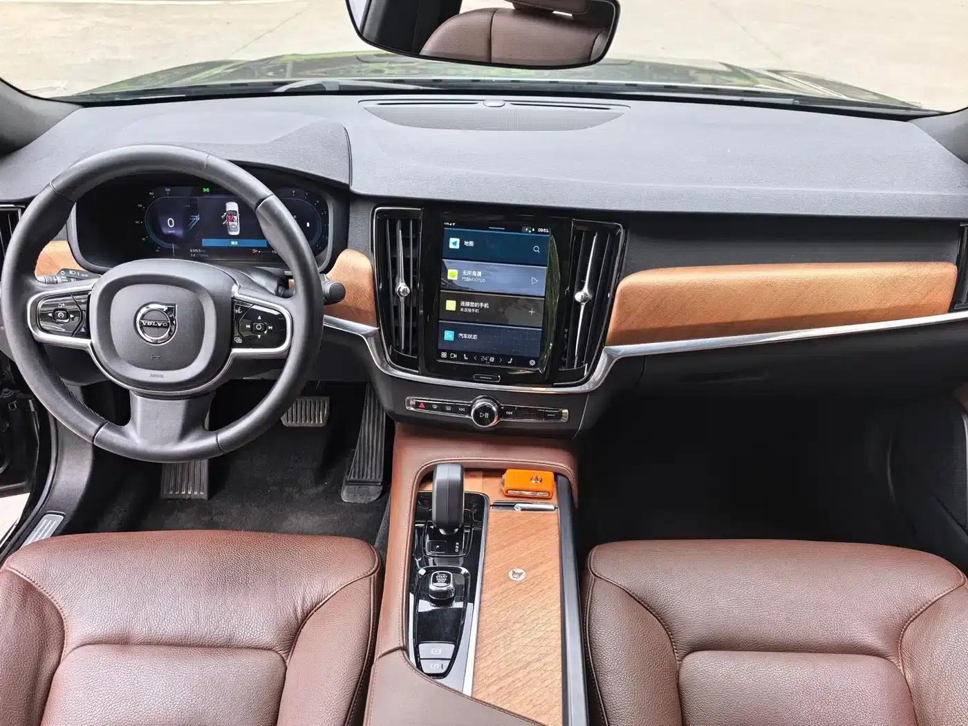 2024 Volvo S90 B5 Smart Luxury Edition — миниатюра 5