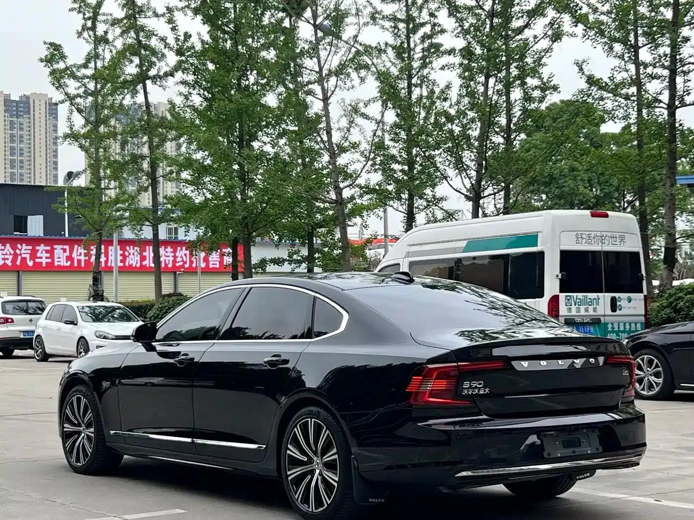 2024 Volvo S90 B5 Smart Luxury Edition — миниатюра 9