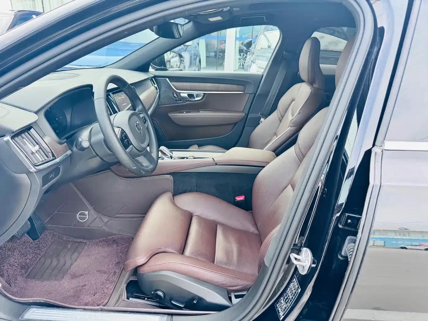2024 Volvo S90 B5 Inscription Luxury Edition — миниатюра 10