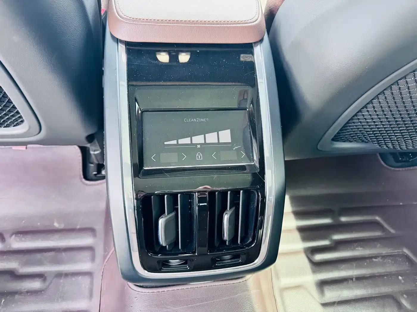 2023 Volvo S90 B5 Inscription Luxury Edition — миниатюра 13