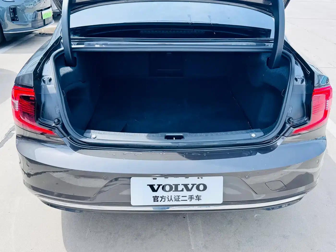 2023 Volvo S90 B5 Inscription Luxury Edition — миниатюра 15