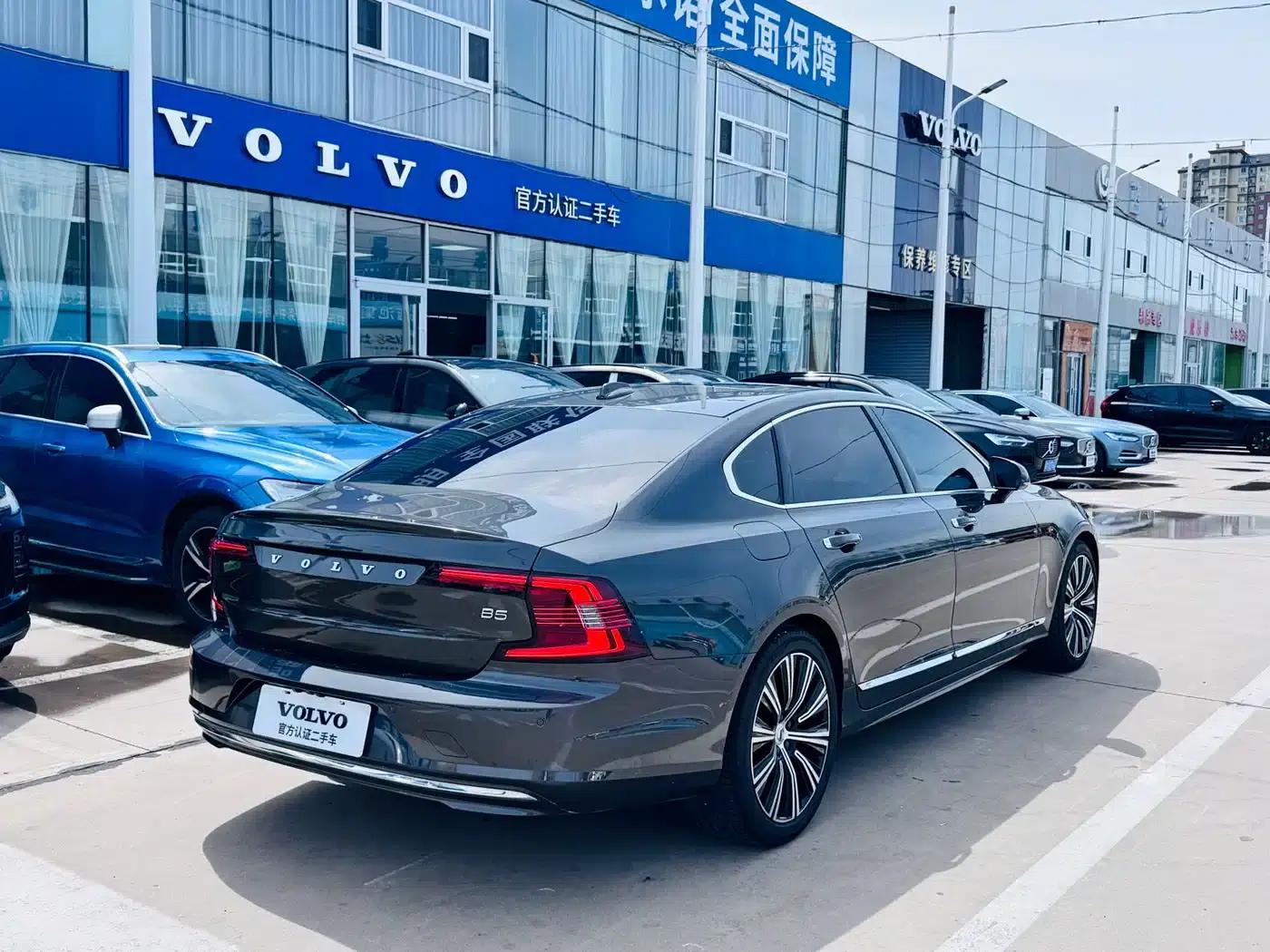2023 Volvo S90 B5 Inscription Luxury Edition — миниатюра 4