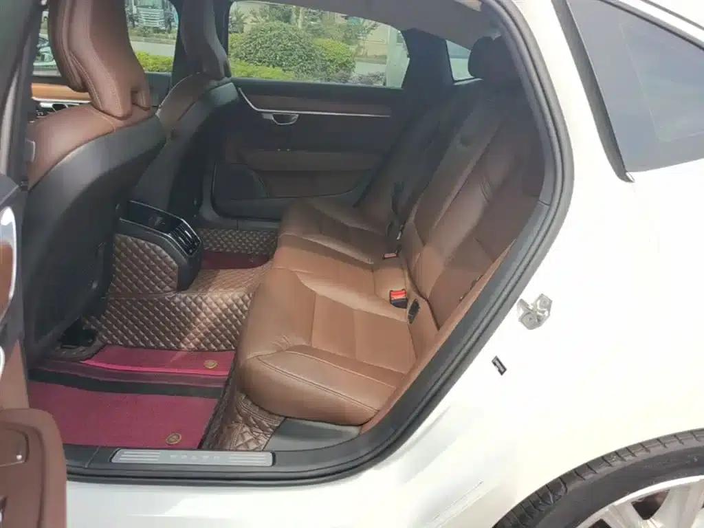 Volvo S90 2020 T5 Inscription Luxury Edition — миниатюра 17