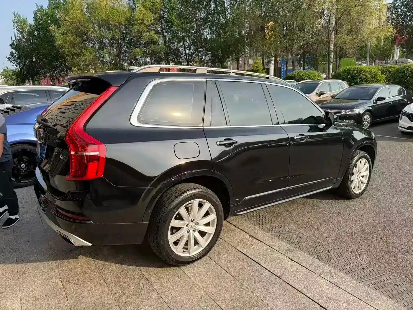 2017 Volvo XC90 T6 Smart Edition 5-seater — миниатюра 10
