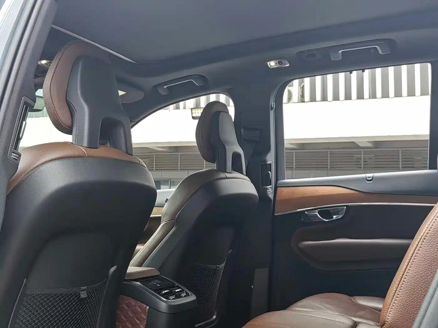 2021 Volvo XC90 B6 Inscription Luxury Edition 7-seater — миниатюра 15
