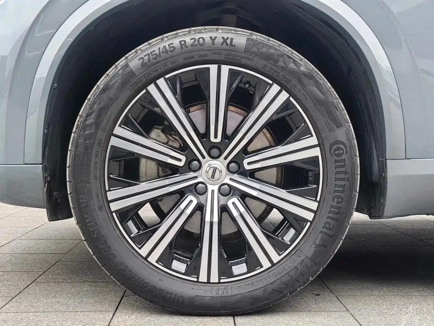 2021 Volvo XC90 B6 Inscription Luxury Edition 7-seater — миниатюра 8