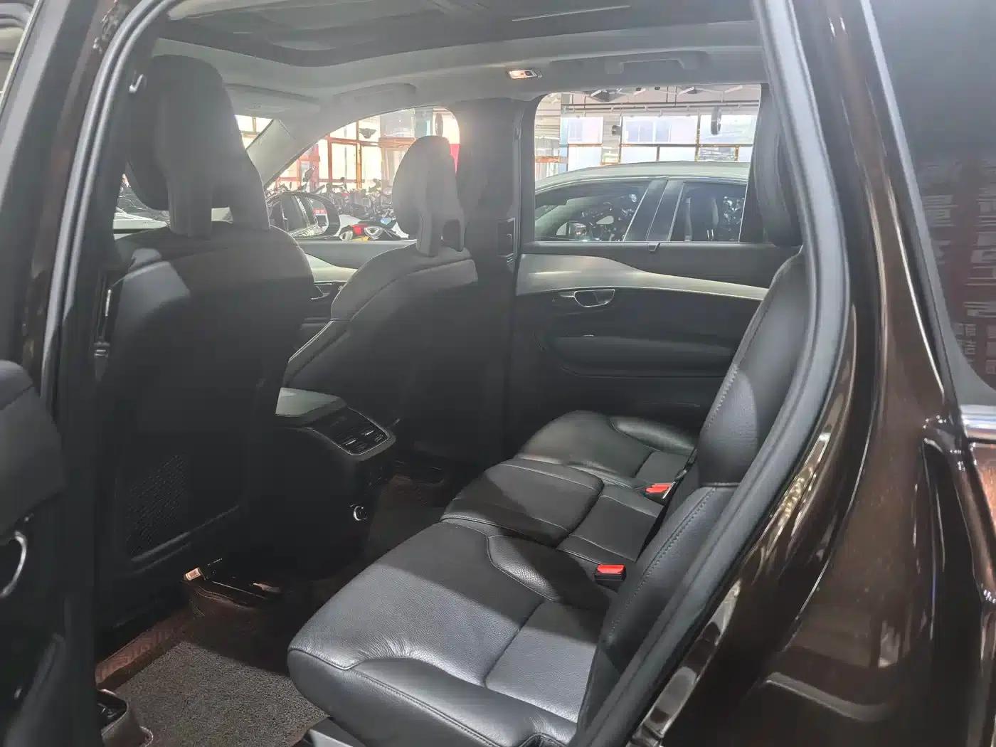 2018 Volvo XC90 T6 Smart Edition 5-seater — миниатюра 5