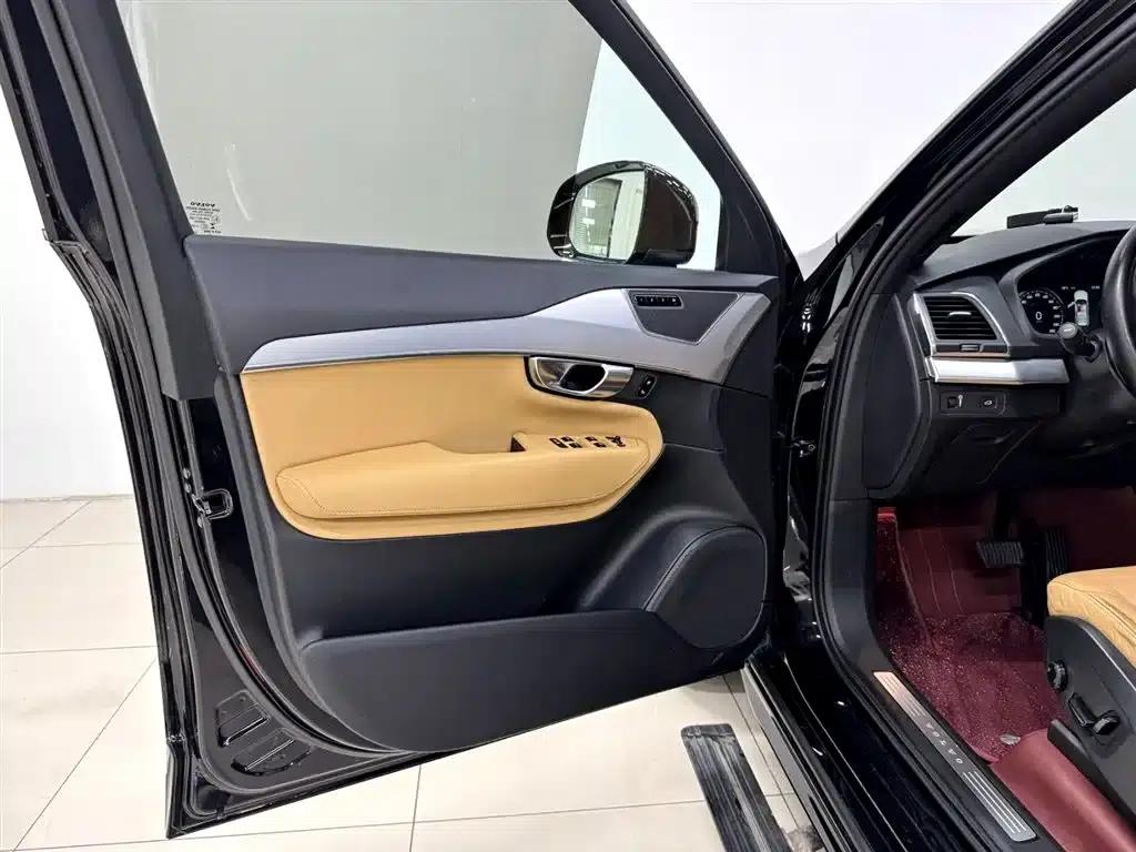Volvo XC90 2019 T5 Smart Edition 5-seater (China V emission standard) — миниатюра 8