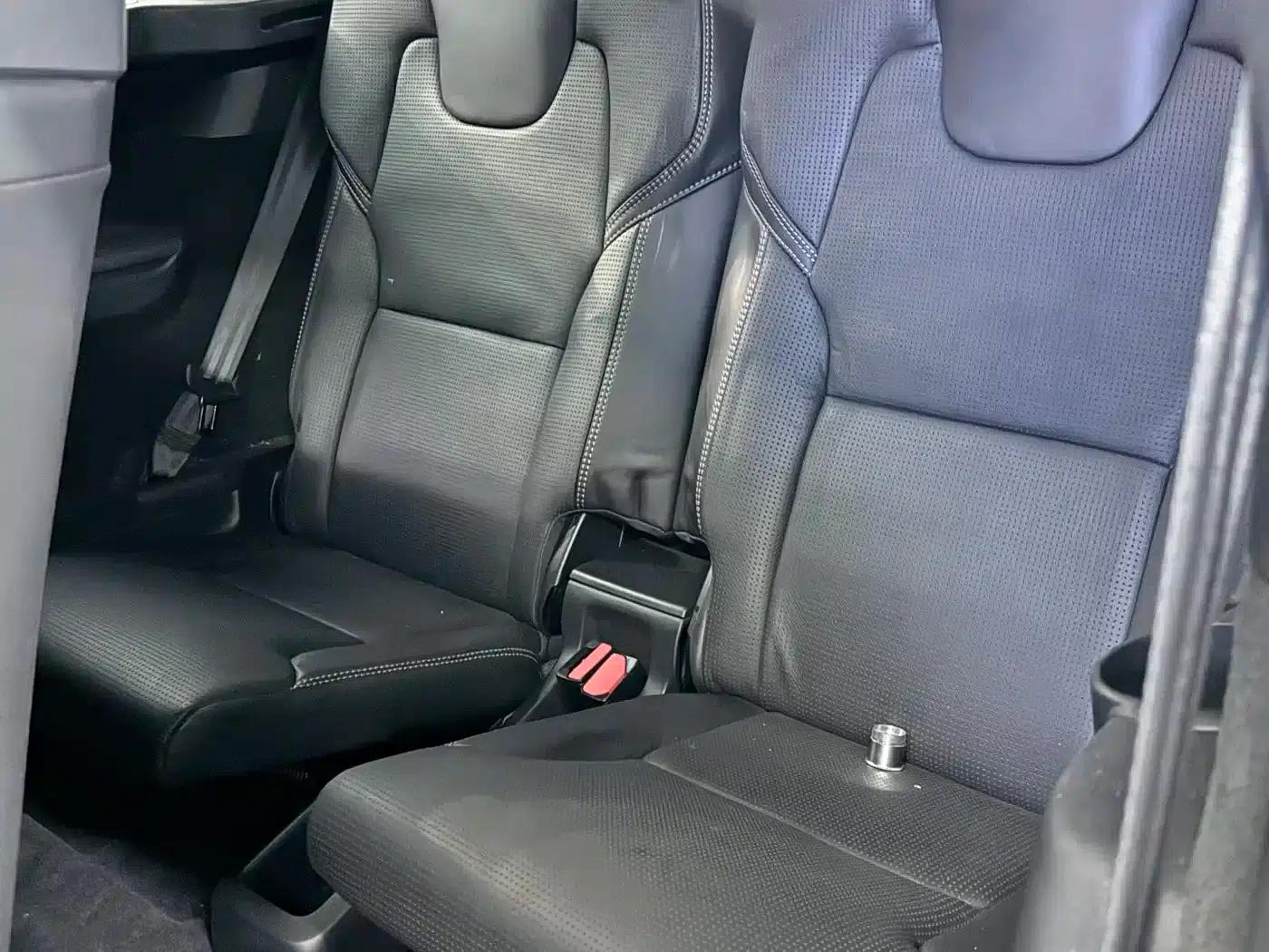 2015 Volvo XC90 T6 Smart Edition 7-seater — миниатюра 21