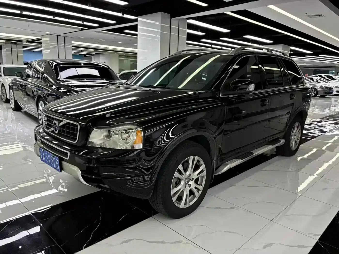 2013 Volvo XC90 2.5T T5 Luxury Edition — миниатюра 2