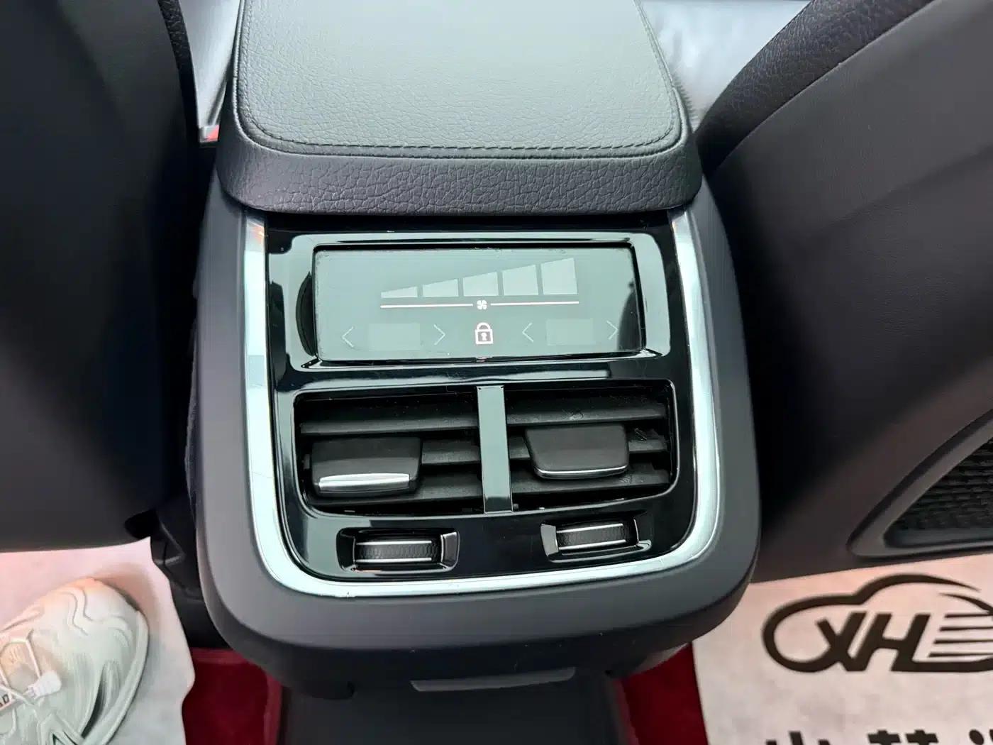 2018 Volvo XC90 T6 Smart Edition 5-seater — миниатюра 20